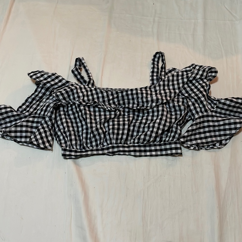 Black and white checkered off the shoulder crop top